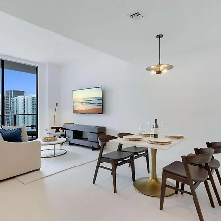 Modern Stylish 1Br Apartment With Pool